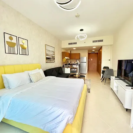 Cosmos Living Stunning Apt In Lago Vista Impz Dubai Exterior photo