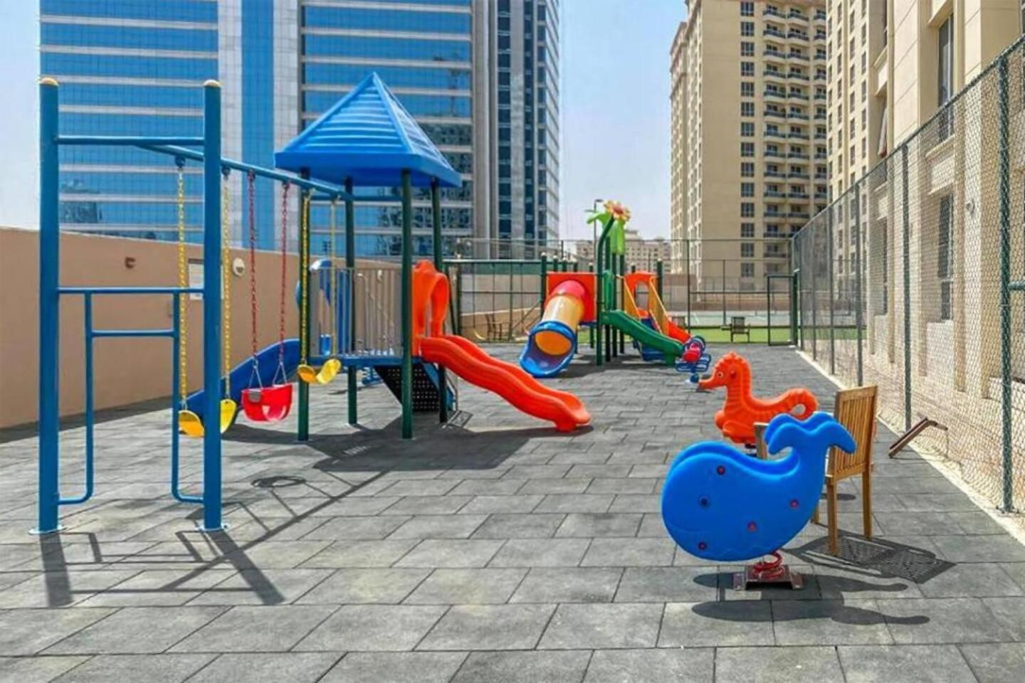 Cosmos Living Stunning In Vista Impz Appartamento Dubai