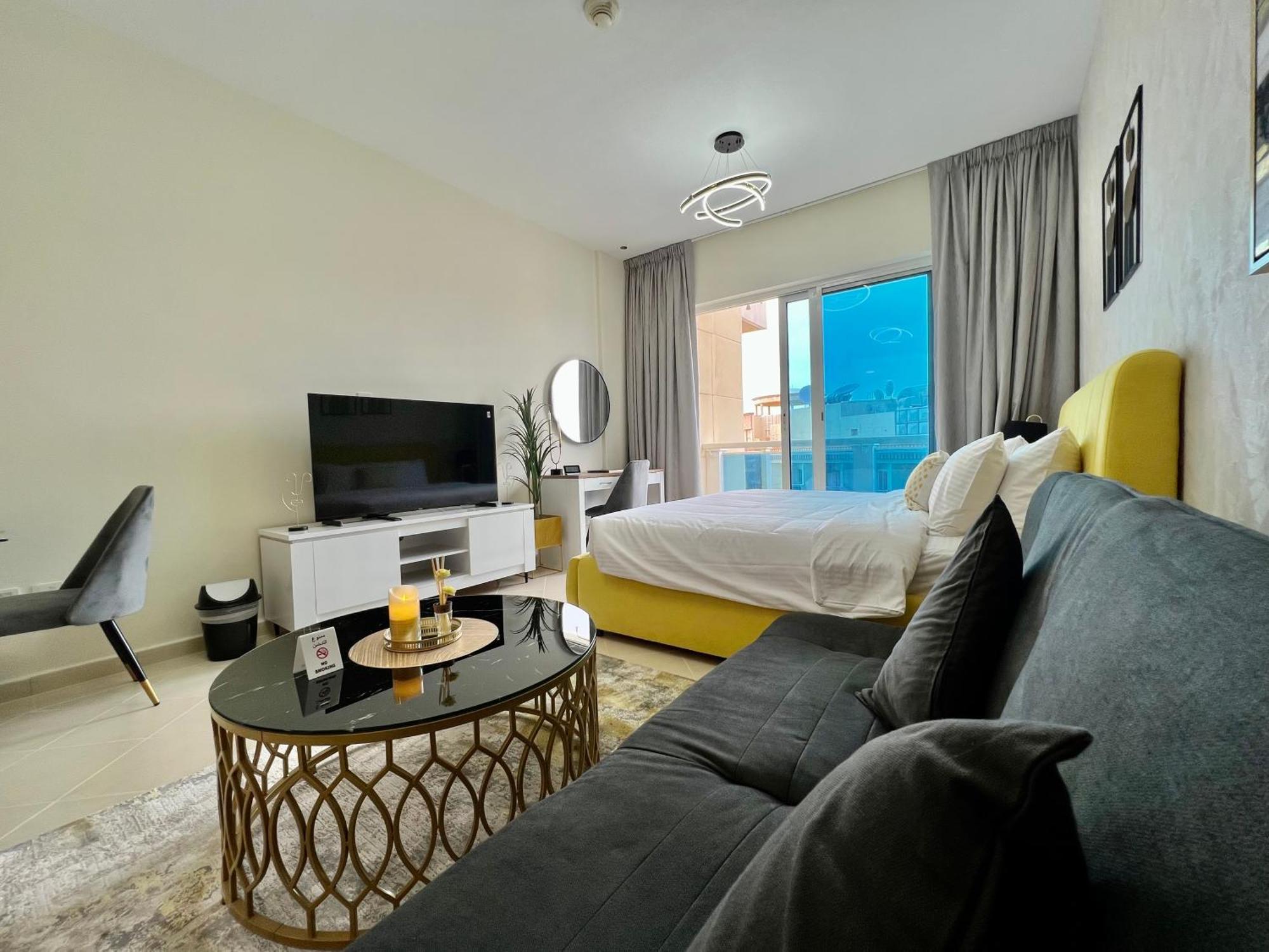 Cosmos Living Stunning In Vista Impz Apartment
